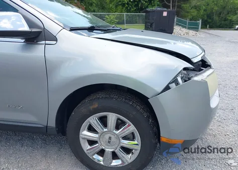 2007 Lincoln Mkx из США, поврежденный, VIN 2LMDU88C07BJ15855